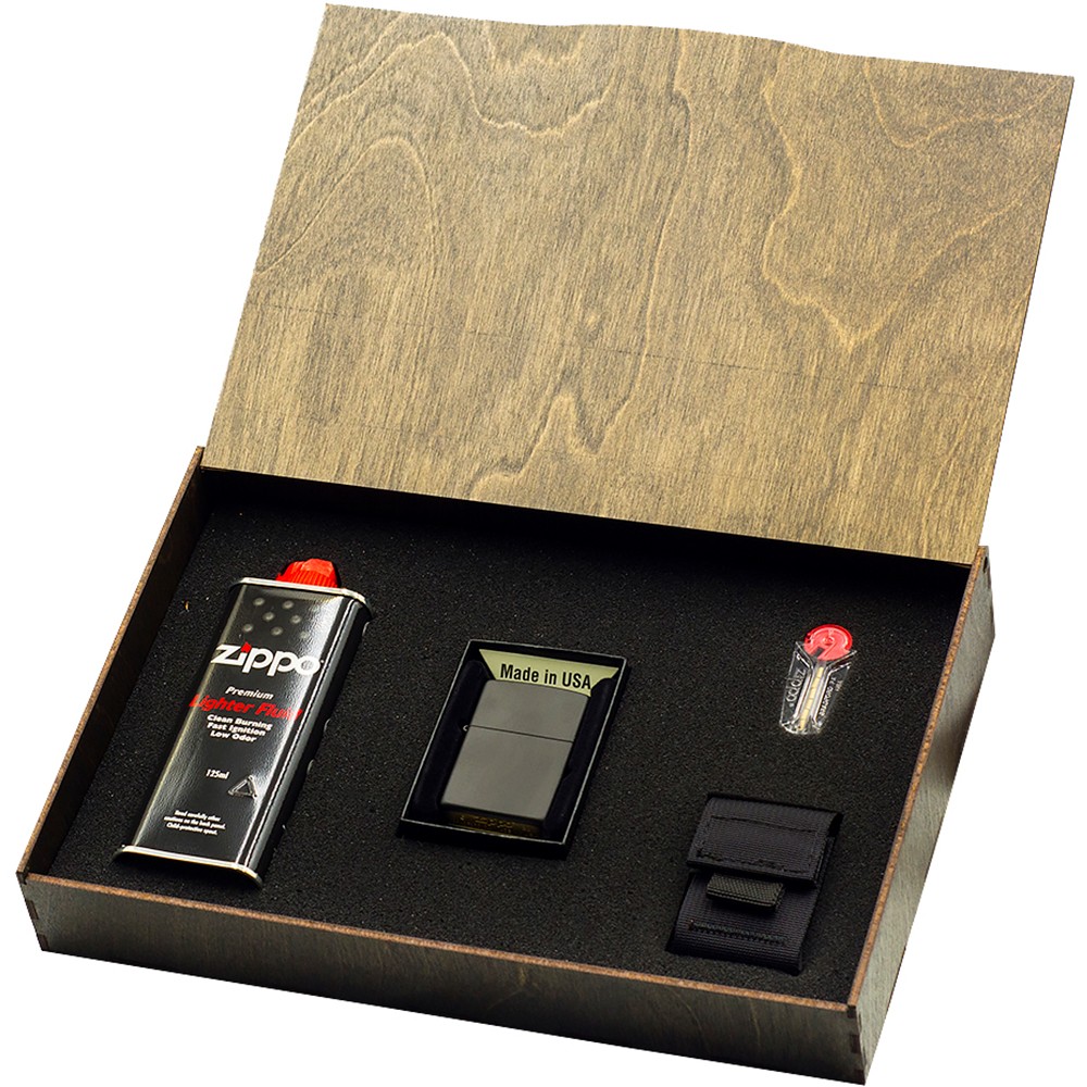 Подарочный набор Zippo Зажигалка 218 + Коробка + Бензин + Кремни + Чехол на пояс черный  video